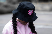 BUCKET HAT (BLACK AND PINK)